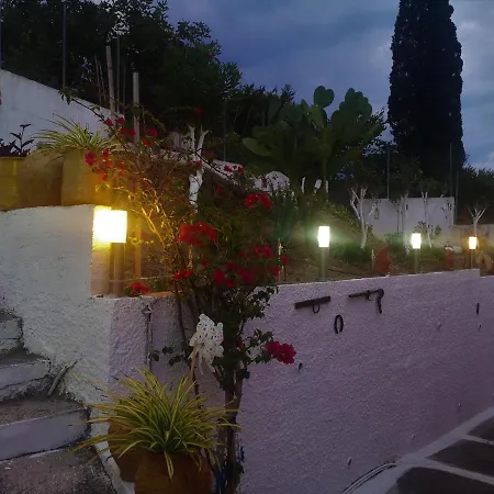 Kohili Retreat Peroulades Holiday home *
